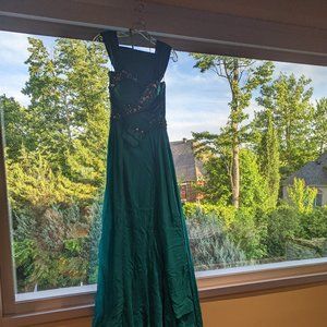 Emerald evening dress silk and crystals